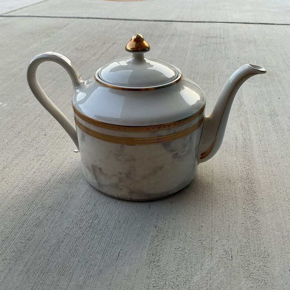 Vintage Oscar de la Renta UH037 Ivory Travertine Teapot Fine Ivory West Germany
